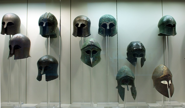 Resultado de imagen para cascos griegos