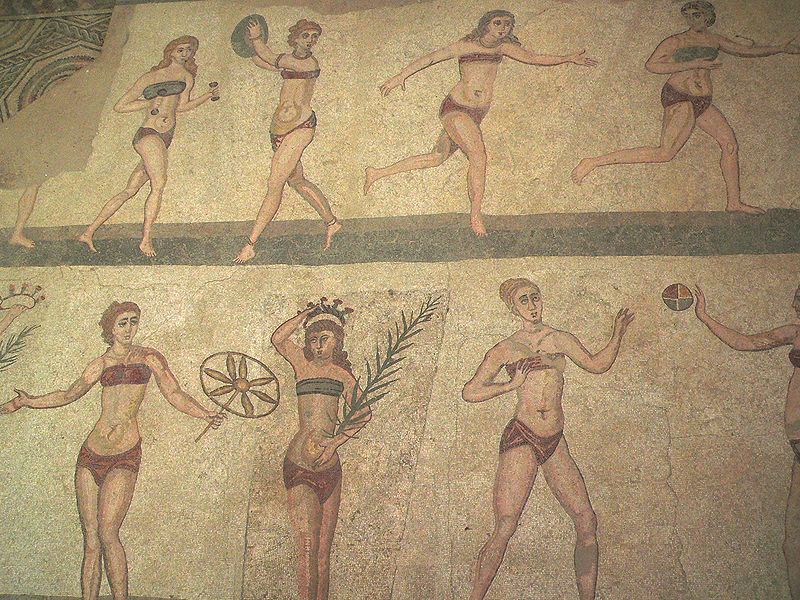 mosaico villa romana del Casale muejeres en bikini